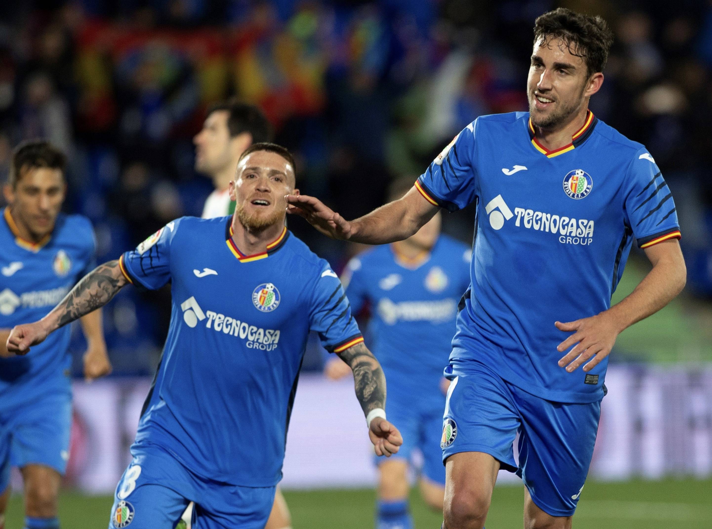 开云app-皇马后卫神勇救险，助球队成功保级，解决没有点击.-开云app